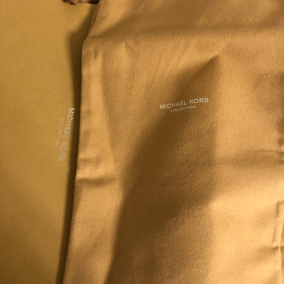 Michael Kors Collection Slides - Picture 6 of 6